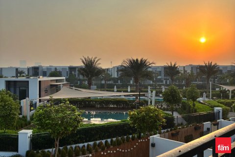 Řadový dům v Dubai, SAE 4 ložnice, 307.9 m² Č.: 511575 - fotografie 1