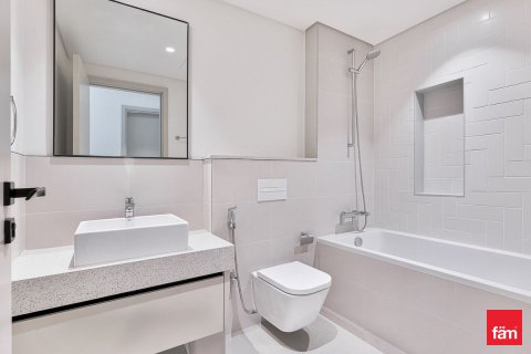 Apartment til salg i Dubai Harbour, Dubai, UAE 2 soveværelser, 111.4 kvm № 632811 - foto 17