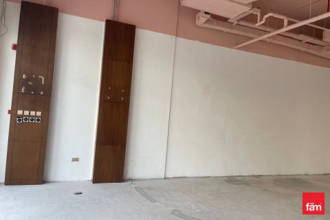 Dyqan në Arjan, Dubai, Emiratet e Bashkuara Arabe 115 m2. № 721332 - Foto 9