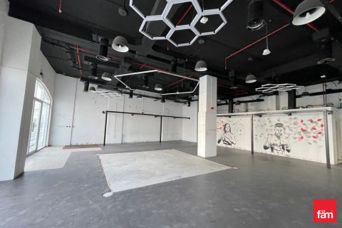 Dyqan në Arjan, Dubai, Emiratet e Bashkuara Arabe 120.7 m2. № 721329 - Foto 5