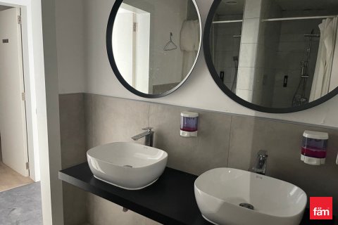 Dyqan në Arjan, Dubai, Emiratet e Bashkuara Arabe 120.7 m2. № 721329 - Foto 10