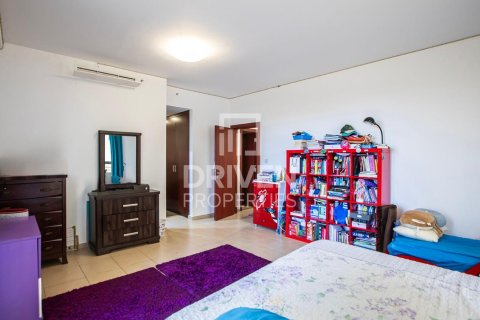 Снять в аренду квартиру в Джумейра Бич Резиденс, Дубай, ОАЭ 3 спальни, 178м2, № 655323 - фото 9