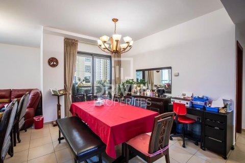 Снять в аренду квартиру в Джумейра Бич Резиденс, Дубай, ОАЭ 3 спальни, 178м2, № 655323 - фото 2