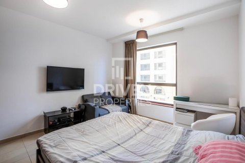 Снять в аренду квартиру в Джумейра Бич Резиденс, Дубай, ОАЭ 3 спальни, 178м2, № 655323 - фото 4