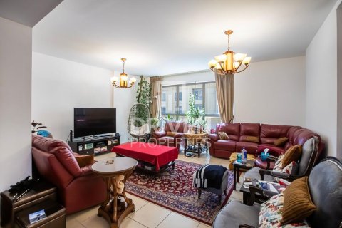 Снять в аренду квартиру в Джумейра Бич Резиденс, Дубай, ОАЭ 3 спальни, 178м2, № 655323 - фото 3