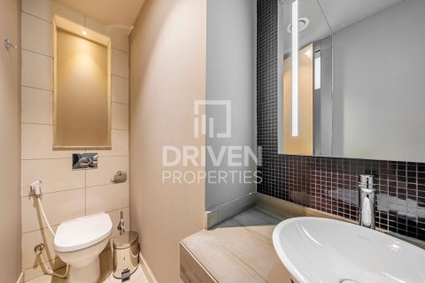 Business Bay, Dubai, संयुक्त अरब अमीरात में अपार्टमेंट, 2 बेडरूम, 130 वर्ग मीटर, संख्या 655308 - फ़ोटो 13