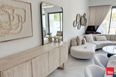Müüa villa asukohaga Dubai, AÜE: 3 magamistoaga, 175.2 m² Nr 722381 - pilt 13