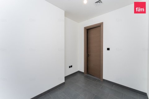 Lägenhet till försäljning i Dubai, UAE 2 sovrum, 117.3 kvm Nr. 710257 - fotografi 16