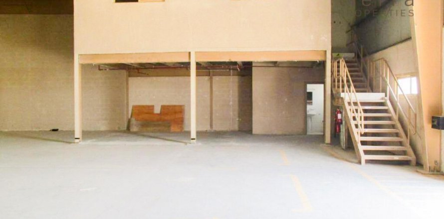 Dubai, BAE’de warehouse 543.5 m² No 571267
