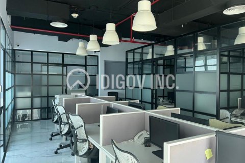 Office in Business Bay, Dubai, UAE 178 sq.m. № 647331 - photo 1