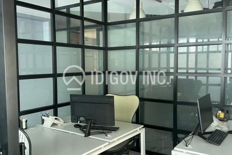 Office in Business Bay, Dubai, UAE 178 sq.m. № 647331 - photo 5