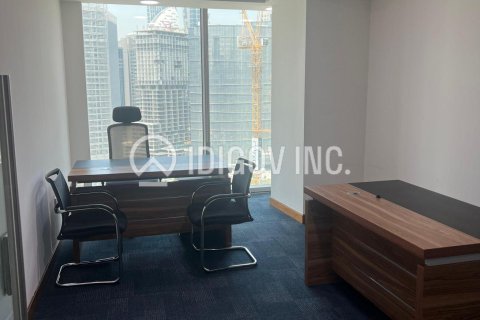 Office in Business Bay, Dubai, UAE 198 sq.m. № 647332 - photo 7