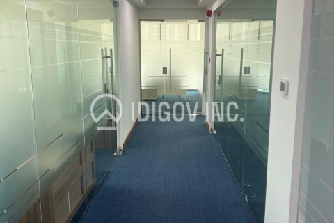 Office in Business Bay, Dubai, UAE 198 sq.m. № 647332 - photo 2
