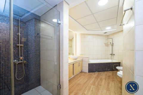 Appartamento in vendita a Palm Jumeirah, Dubai, EAU 2 camere da letto, 145 mq. № 627325 - foto 15