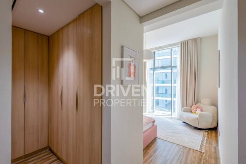 Huoneisto Downtown Dubai (Downtown Burj Dubai), Arabiemiraatit 4 makuuhuonetta, 302 m2 № 682698 - kuva 13