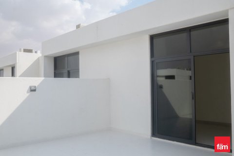 Dubai, BAE’de kiralık townhouse 3 yatak odası, 151.8 m&sup2; No 678183 - fotoğraf 12