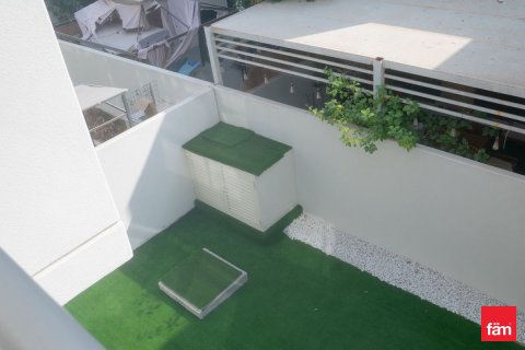 Dubai, BAE’de kiralık townhouse 3 yatak odası, 151.8 m&sup2; No 678183 - fotoğraf 14