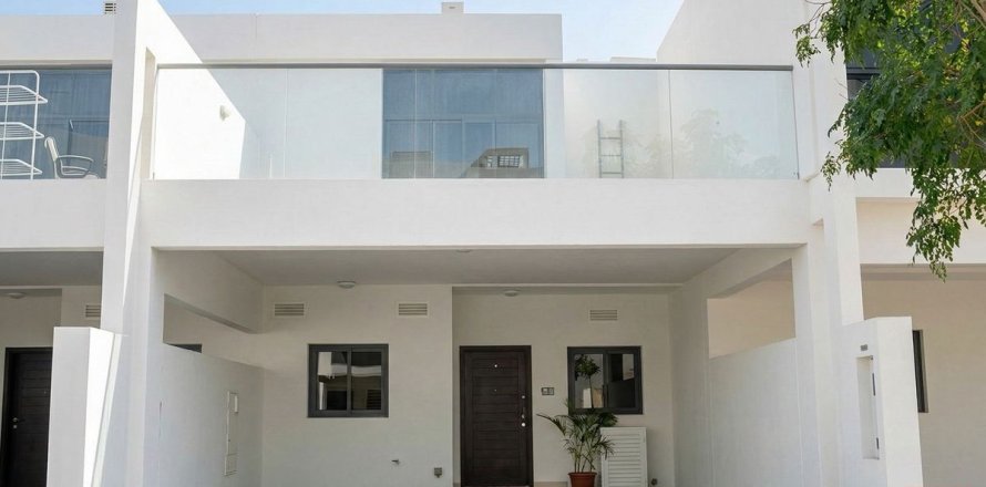 Kamienica w Dubai, ZEA 3 sypialnie, 151.8 mkw. nr 678183