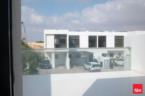 Dubai, BAE’de kiralık townhouse 3 yatak odası, 151.8 m&sup2; No 678183 - fotoğraf 15