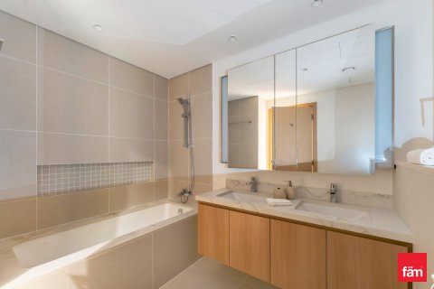 Apartman u Dubai, UAE 2 spavaćih soba, 105.9 m2 Br. 678179 - fotografija 16