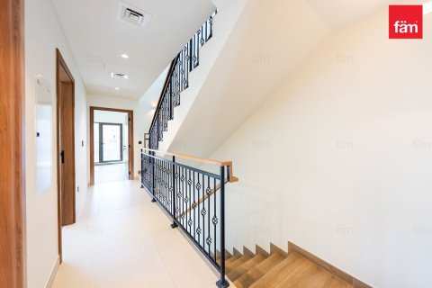 Casa urbana para venda em Dubai, EAU 5 quartos, 201.8 m2 № 719811 - foto 8