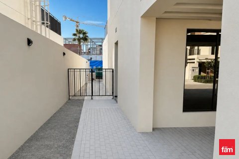 טאונהאוס למכירה ב Dubai, איחוד האמירויות  5 חדרי שינה, 201.8 מ"ר, מספר 719811 - תמונה 8