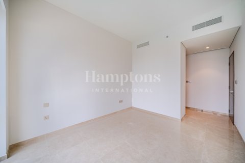 Apartment in Palm Jumeirah, Dubai, UAE 2 bedrooms, 105.32970528 sq.m. № 583441 - photo 9