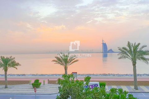 Apartment in Palm Jumeirah, Dubai, UAE 56 sq.m. № 708840 - photo 14