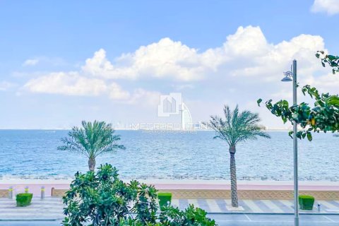 Apartment in Palm Jumeirah, Dubai, UAE 56 sq.m. № 708840 - photo 9