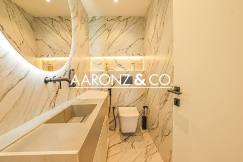 Διαμέρισμα σε Jumeirah Lake Towers, Dubai, ΗΑΕ 2 υπνοδωμάτια, 164.7 τ.μ. Αρ. 670720 - φωτογραφία 22