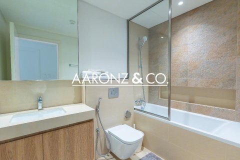 Apartment in Downtown Dubai (Downtown Burj Dubai), UAE 1 bedroom, 69.3 sq.m. № 670736 - photo 6