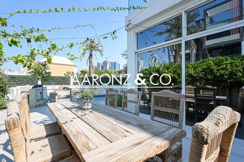 Rijtjeshuis te koop in Jumeirah Village Circle, Dubai, VAE 3 slaapkamers, 311.6 vr.m., nr 670735 - foto 22