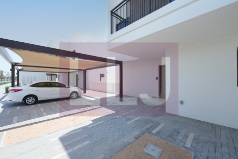 Vilă de vânzare în Yas Island, Abu Dhabi, EAU 4 dormitoare, 315 mp.  №566459 - poză 1