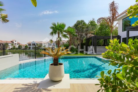 Vila u Jumeirah Islands, Dubai, UAE 6 spavaćih soba, 937 m2 Br. 763122 - fotografija 28