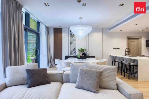 Appartement te koop in Al Wasl, Dubai, VAE 2 slaapkamers, 158.6 vr.m., nr 662287 - foto 9