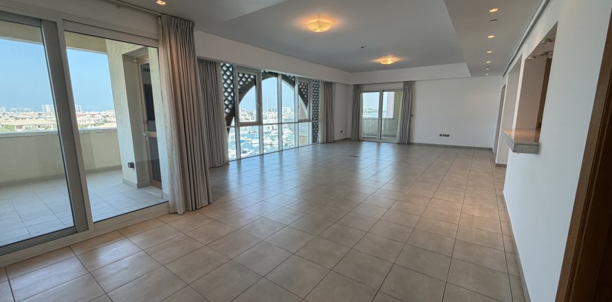 Apartment sa Palm Jumeirah, Dubai, UAE 3 silid-tulugan, 377 sq.m. № 734439