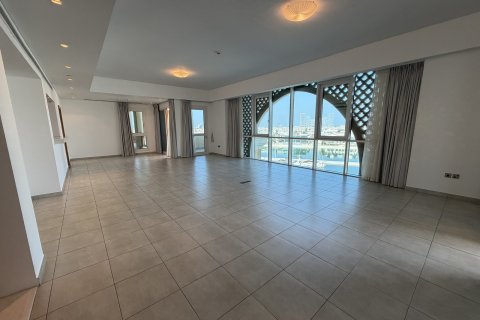 Apartment sa Palm Jumeirah, Dubai, UAE 3 silid-tulugan, 377 sq.m. № 734439 - larawan 3