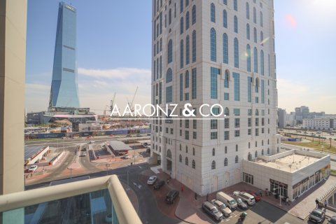 Byt v Jumeirah Lake Towers, Dubai, SAE 1 ložnice, 91 m² Č.: 690575