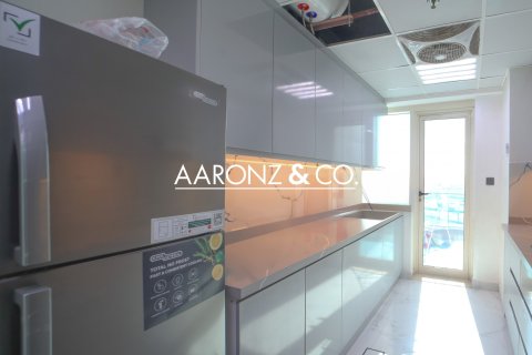 Apartment in Jumeirah Lake Towers, Dubai, UAE 1 bedroom, 91 sq.m. № 690575 - photo 11