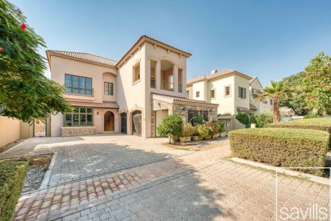 Villa till försäljning i Jumeirah Golf Estates, Dubai, UAE 5 sovrum, 680 kvm Nr. 680820 - fotografi 25