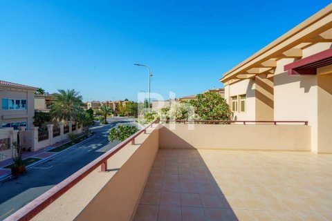 Снять в аренду виллу в Халифа-Сити, Абу-Даби, ОАЭ 5 спален, 534м2, № 616922 - фото 20