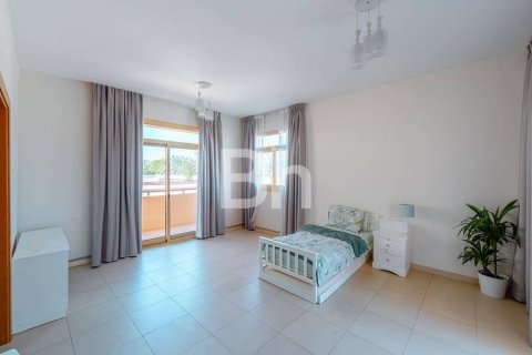 Снять в аренду виллу в Халифа-Сити, Абу-Даби, ОАЭ 5 спален, 534м2, № 616922 - фото 8