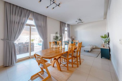 Снять в аренду виллу в Халифа-Сити, Абу-Даби, ОАЭ 5 спален, 534м2, № 616922 - фото 15