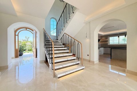 Vila v Jumeirah Park, Dubai, SAE 3 ložnice, 285 m² Č.: 614027 - fotografie 2
