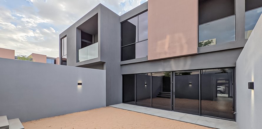 تاون هاوس في Tilal City، الشارقة 4 غرفة نوم ، 247.21 متر مربع . ر قم 748397
