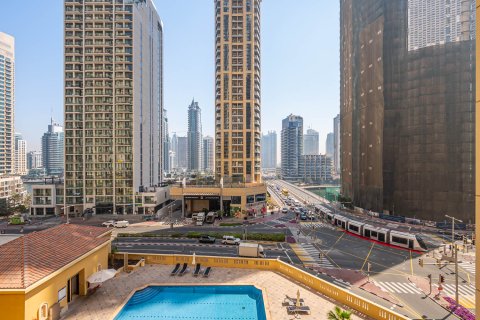 Apartmen di Jumeirah Beach Residence, Dubai, UAE 1 bilik tidur, 102.71 meter persegi № 748396 - foto 3