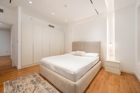 Apartmen di Jumeirah Beach Residence, Dubai, UAE 1 bilik tidur, 102.71 meter persegi № 748396 - foto 9