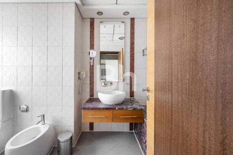 Apartemen di Jumeirah Beach Residence, Dubai, UEA 2 kamar tidur, 136 m2 nomor 645341 - foto 11