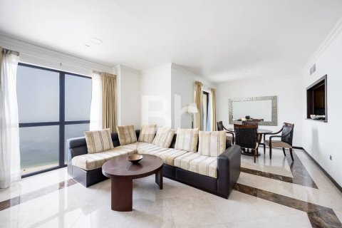 Apartemen di Jumeirah Beach Residence, Dubai, UEA 2 kamar tidur, 136 m2 nomor 645341 - foto 3