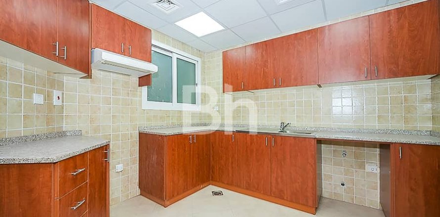 Jumeirah Lake Towers、Dubai、UAEにあるマンション 3ベッドルーム、106 m2 No645342